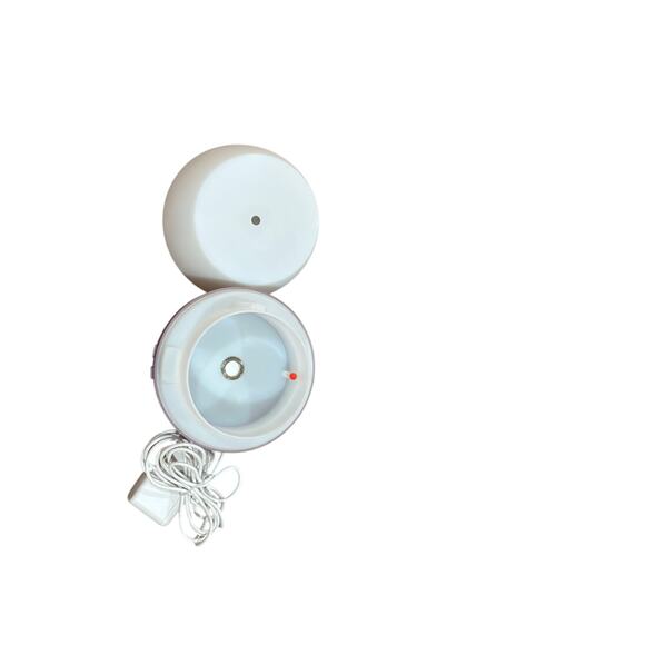 doTERRA Petal Essential Oil Diffuser – Original Model, 1/2/4 Hour Settings - Picture 2 of 2